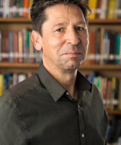 Associate Professor Marc   De Leeuw